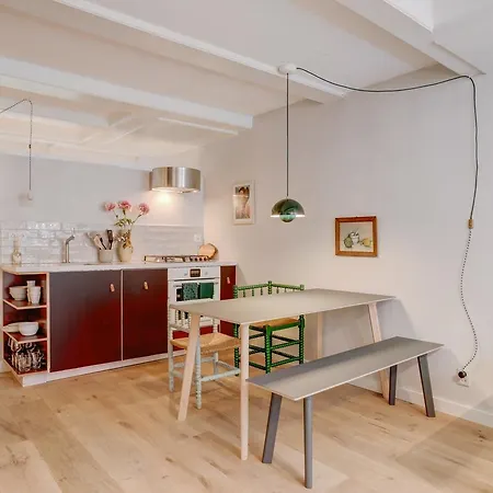 Beautiful Jordaan Studio *